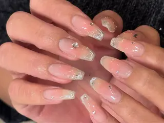 ネイル Pins16所属・Hi-Ko 🍒のネイルデザイン