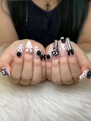ネイル Nie Nail Salon所属・Nie Nail Shinokuboのネイルデザイン
