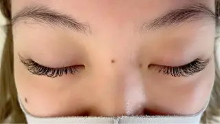 マツエク・マツパ 𝑆𝑈𝑁𝑁𝑌 ɴᴇᴡ ᴏᴘᴇɴ☀️の眉毛・アイブロウイメージ