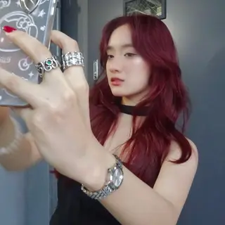 ロング カラー bloc japon所属・ﾌﾞﾚｲｽﾞ˚✧₊⁎ ﾚｲﾔｰToriのヘアスタイル