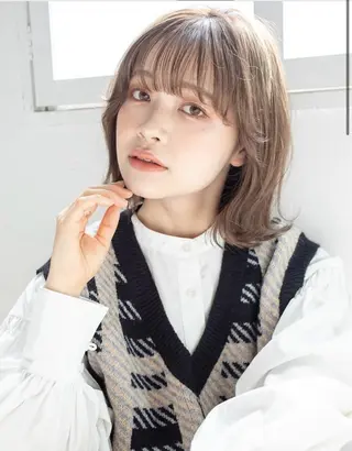 ミディアム 冬爪 ゆかのヘアスタイル