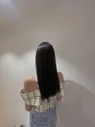 カラー 齋藤 比美花のヘアスタイル