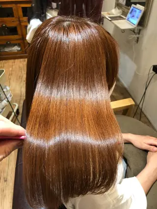 セミロング カラー 【ディレクター 🧸🤍田澤 唯那】のヘアスタイル