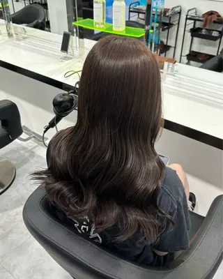 ロング カラー パーマ ヘアアレンジ メンズ rei／透明感カラー ／オリーブグレージュのヘアスタイル