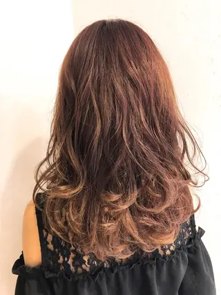 セミロング カラー bococa りんのヘアスタイル