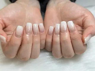 ネイル Mona【パラジェル ・長さ出し専門店】のネイルデザイン