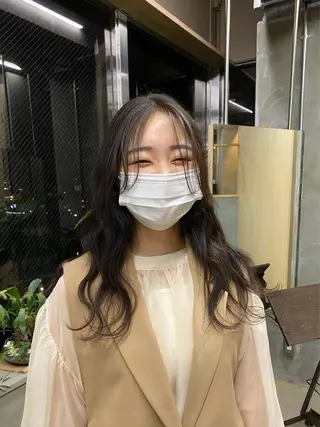 ロング 茜璃/ブリーチカラー /レイヤーカットのヘアスタイル