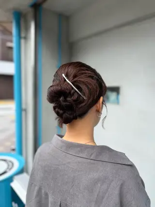 ヘアアレンジ FLOPNIK所属・クニマツ クレアのヘアスタイル