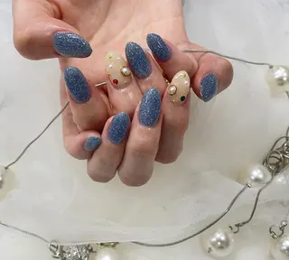 ネイル 🌼リオナ ♥️のネイルデザイン