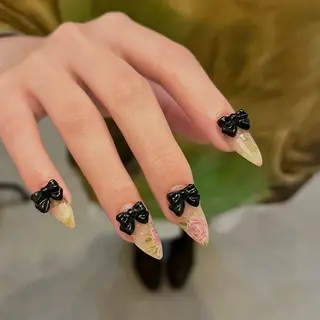 ネイル aiu  ｱｲﾕｰ ちひろのネイルデザイン