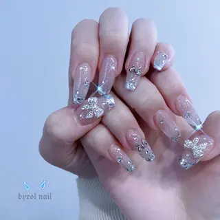 ネイル byeol  nail (ビョルネイル)所属・🌧byeol nail🤍のネイルデザイン