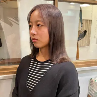 ミディアム カラー 平地 晃人のヘアスタイル