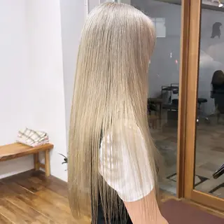 ロング 中崎町ハイトーン🫧 神崎 源のヘアスタイル