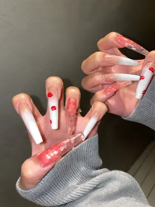 ネイル GO TODAY シェアサロン 渋谷Amiu店所属・渋谷ネイル🎀 y2k/海外ネイルのネイルデザイン