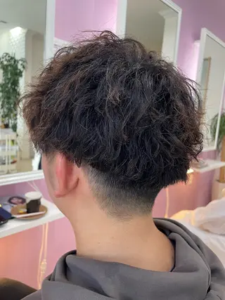 パーマ メンズ 加藤 亜実のヘアスタイル