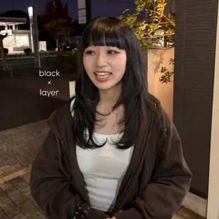 ロング Naurra ミワのヘアスタイル