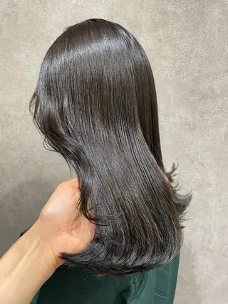 ミディアム salowin銀座6丁目所属・銀座 Megumiのヘアスタイル