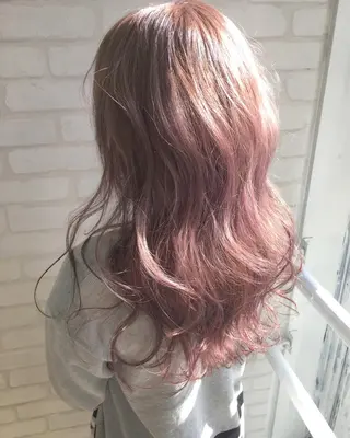セミロング カラー ヘアアレンジ エクステの神様 ▫️原島ユウヤ▫️のヘアスタイル