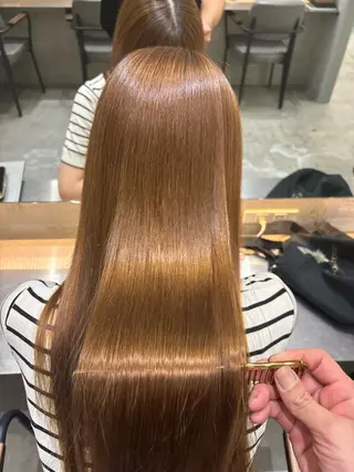 ロング うる艶縮毛、カラー✨ たいよう☀️のヘアスタイル