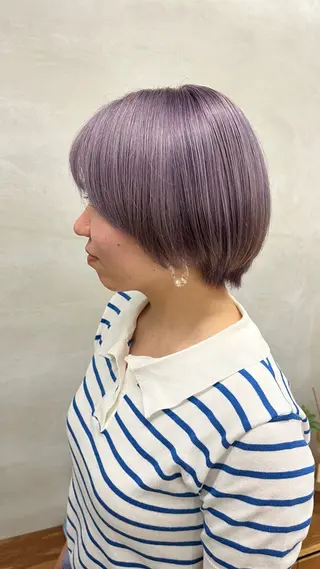 ショート カラー nalu.所属・前山 七海のヘアスタイル