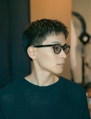 ショート メンズ サト エリのヘアスタイル