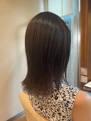 ミディアム 本多 美羽のヘアスタイル