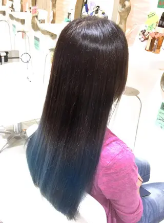 ロング カラー 松吉 純平のヘアスタイル