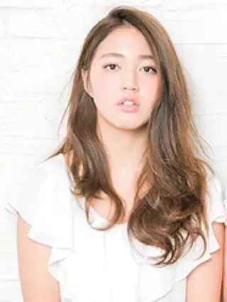 ロング カラー SHINYA シンヤヘアーズのヘアスタイル