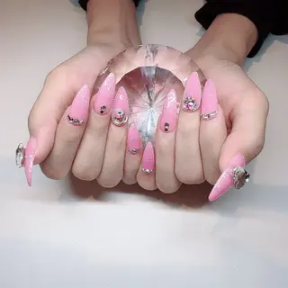 ネイル FeatherBea utySalonのネイルデザイン