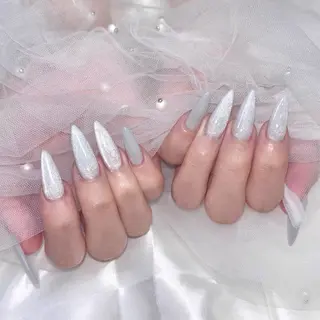 ネイル 🧸fein. rena🩰のネイルデザイン