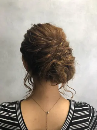 ロング ヘアアレンジ ✨ブリーチ特化✨ 💚Acchon💚のヘアスタイル