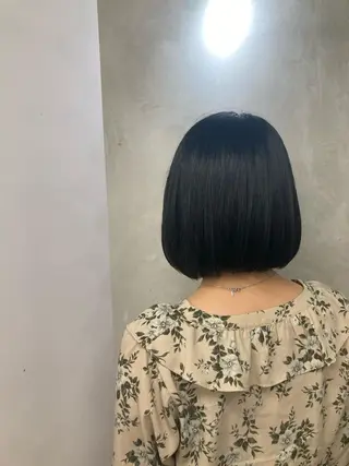 ショート カラー ブリーチ&似合せボブ 田中寛十のヘアスタイル