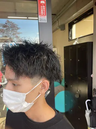 パーマ メンズ SEPHILE所属・メンズ韓国ヘア👹 KAJIのヘアスタイル