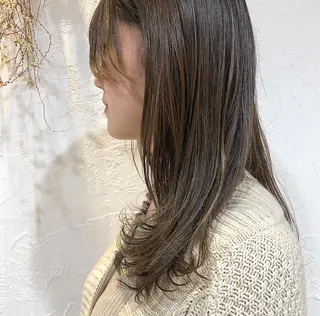 セミロング カラー 圧倒的透明感カラー nana🦕のヘアスタイル