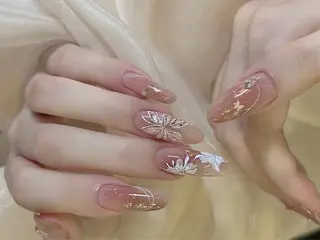 ネイル 石井 百合のネイルデザイン