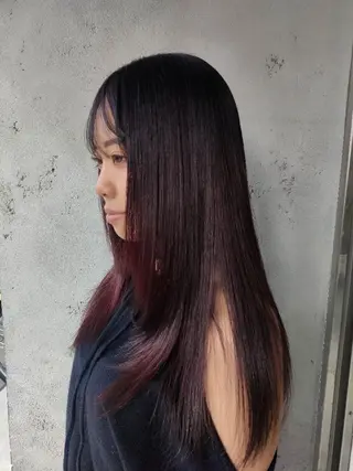 ロング カラー ❁︎NOAN❁︎ レイヤーカットのヘアスタイル