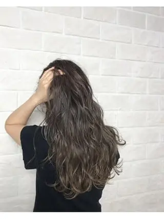 ロング 中田 慶真のヘアスタイル