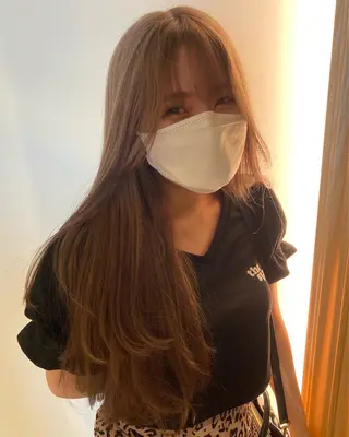 ロング カラー 只野 真衣のヘアスタイル