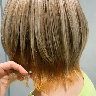 ショート カラー アニメ髪・ウルフ🦇 樋口莉夏のヘアスタイル