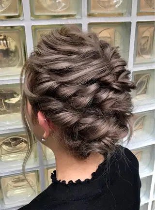 ロング ヘアアレンジ ササ キのヘアスタイル