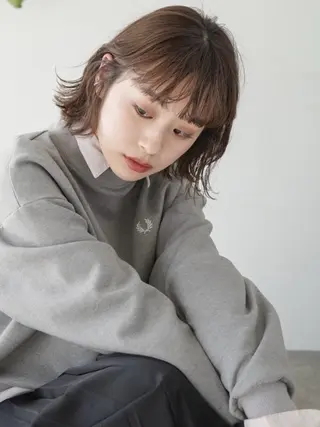 ショート カラー LUVISM Ayakaのヘアスタイル