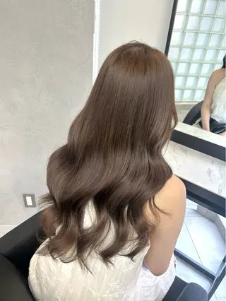 ロング カラー moe🎀 透明感カラーのヘアスタイル