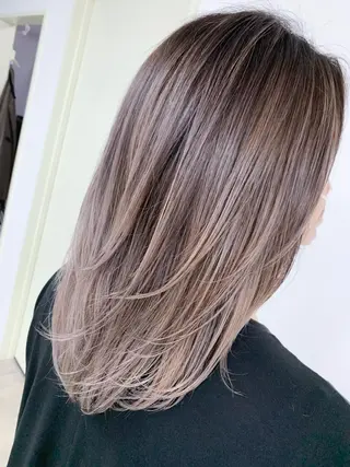 ミディアム 🥇近藤 恭輔🥇 Recharme新保のヘアスタイル