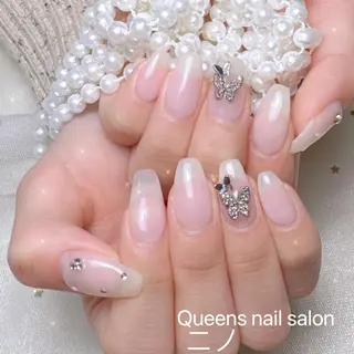 ネイル queensnail 🧸mikiのネイルデザイン