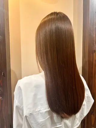 ロング Luster Friends所属・まゆ | 艶カラー | ストレートのヘアスタイル