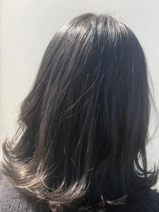 カラー 艶髪職人 山本隼正のヘアスタイル