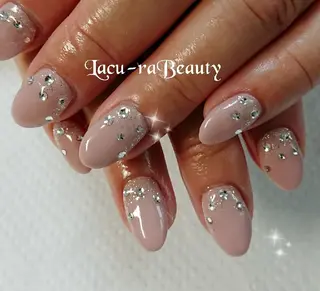 ネイル 小顔と腸の専門店 ラクーラビューティのエステ・リラクイメージ