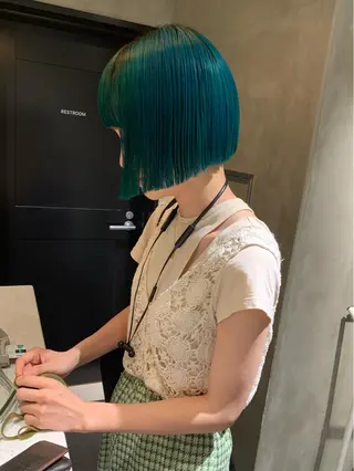 ショート カラー アンニュイヘア🪽 ayumiのヘアスタイル