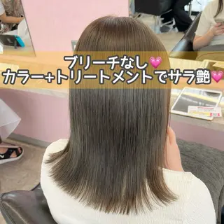 カラー MATTY azusaのヘアスタイル