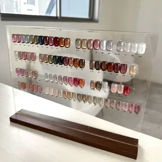 ネイル Li.ure -リユール-所属・【Li.ure】 saraのネイルデザイン